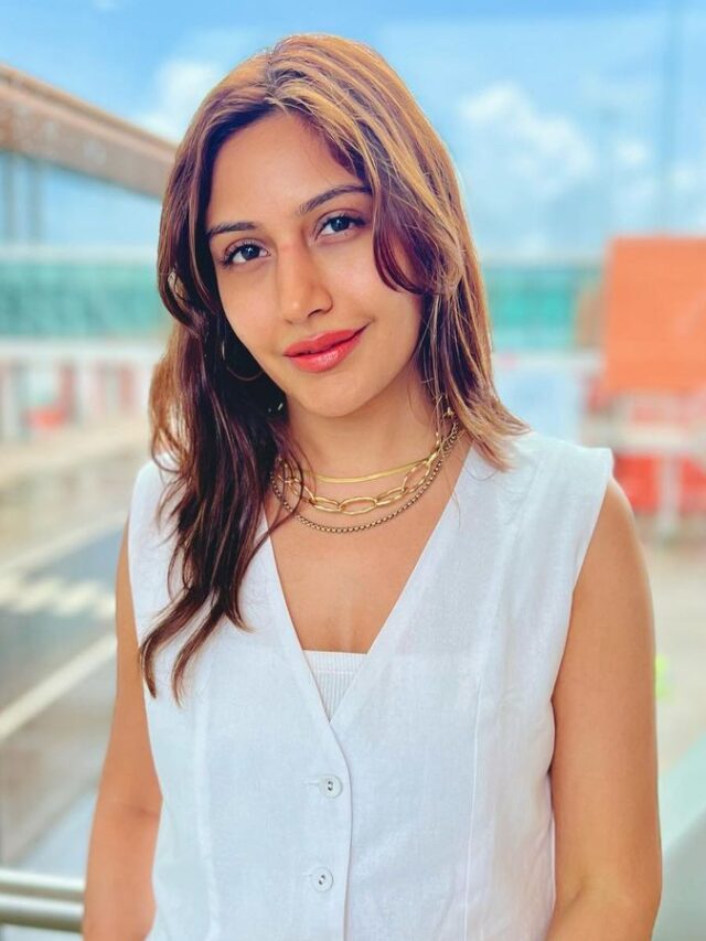 White On White Airport Look Surbhi Chandna